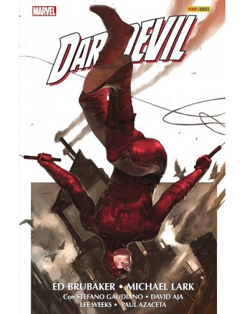 DAREDEVIL DE ED BRUBAKER Y...